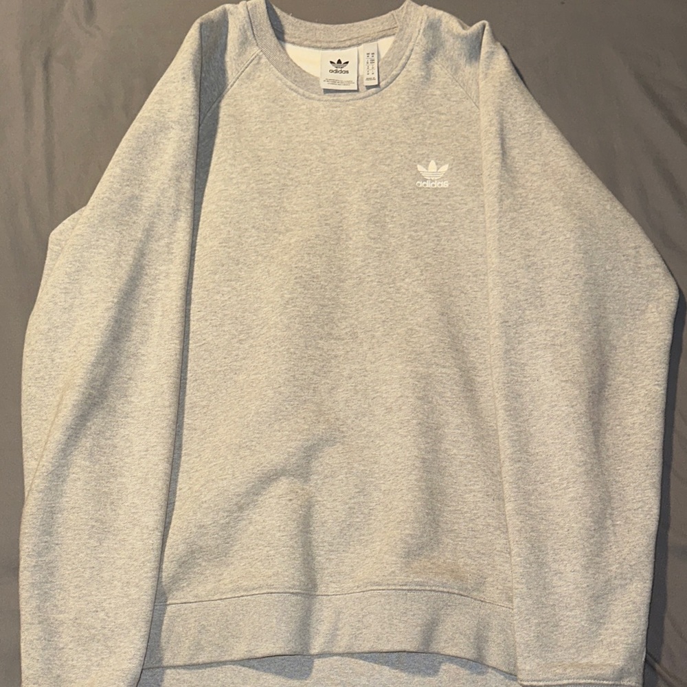Adidas Men's Light Gray Crewneck Sweater